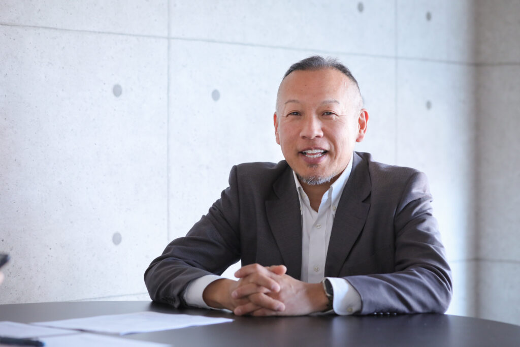 (株)住宅サービス代表岩本