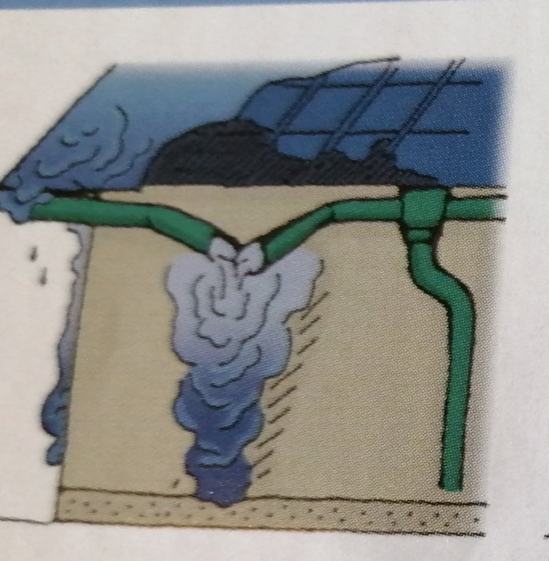 雨樋破損画像