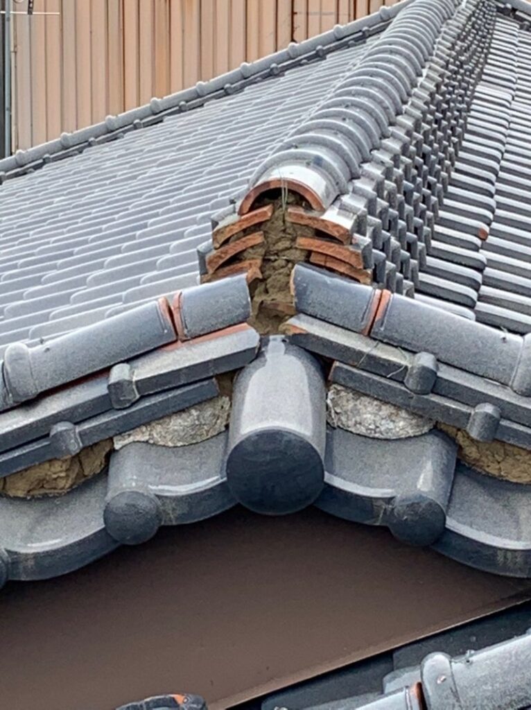 屋根補修前写真