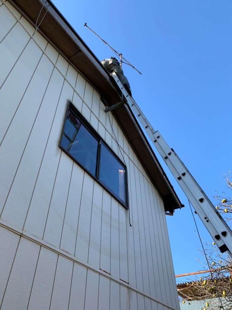 住宅サービス　写真
倉庫屋根塗装依頼-1