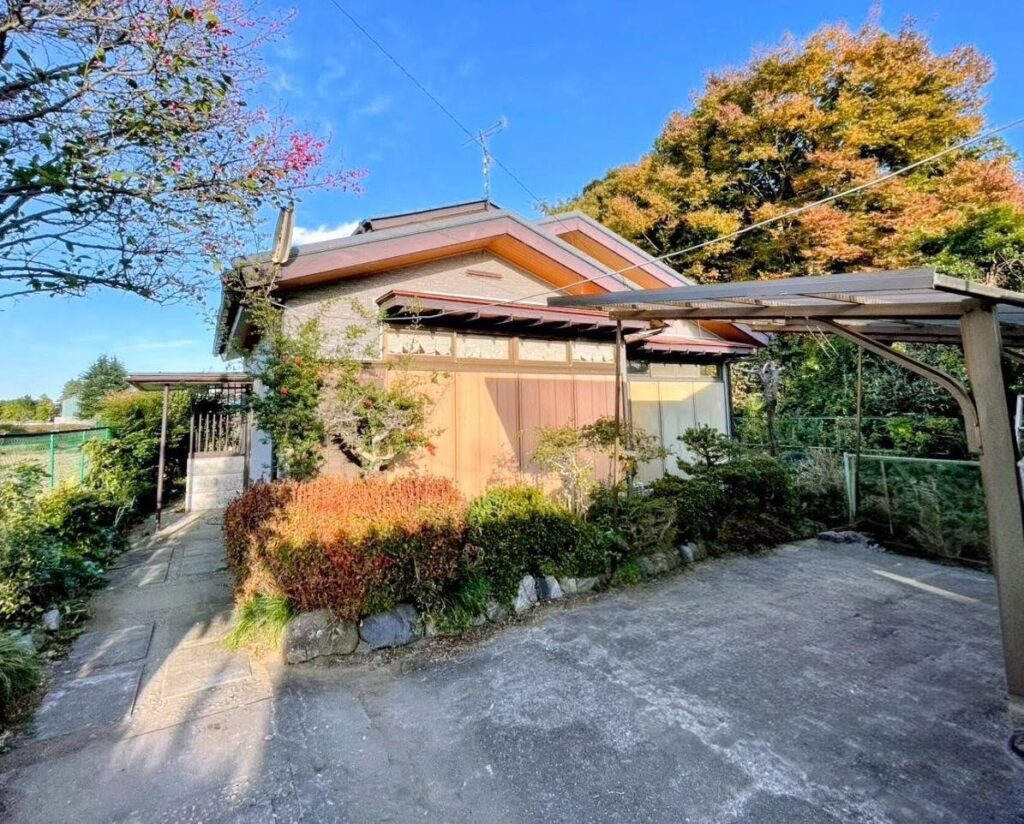 佐和中古戸建て外観写真