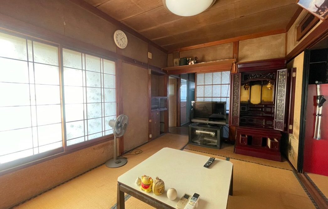 居間 中根中古物件居間写真